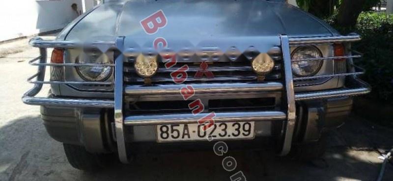 Mitsubishi Pajero 2.4 1992 - Bán Mitsubishi Pajero 2.4 đời 1992, màu bạc, nhập khẩu nguyên chiếc
