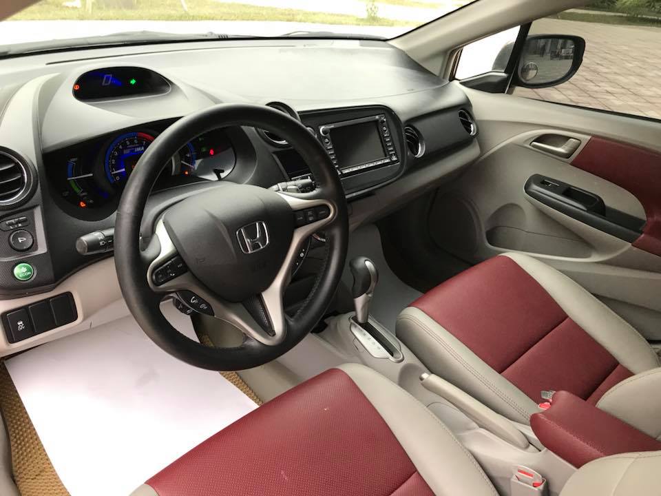 Honda Insight 2011 - Bán Honda Insight Hybrid sản xuất 2011, đăng ký 2013, chính chủ Hà Nội mua từ mới