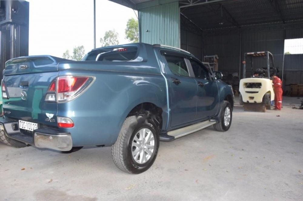 Mazda BT 50 2014 - Cần bán lại xe Mazda BT 50 đời 2014, màu xanh lam, xe nhập ít sử dụng, giá tốt