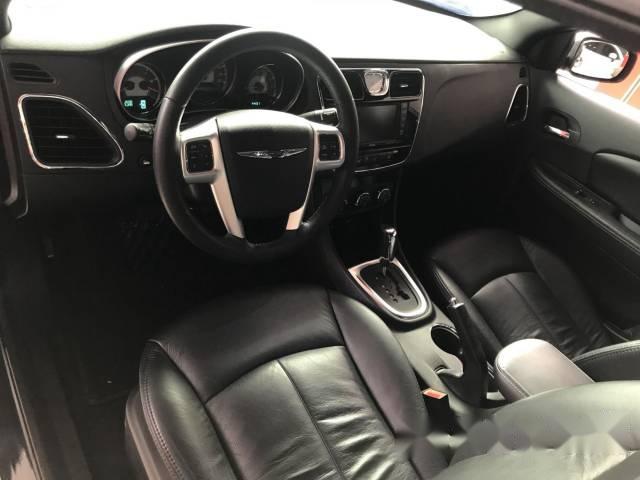Chrysler 2011 - Cần bán xe Chrysler 200 đời 2011, màu đen xe gia đình
