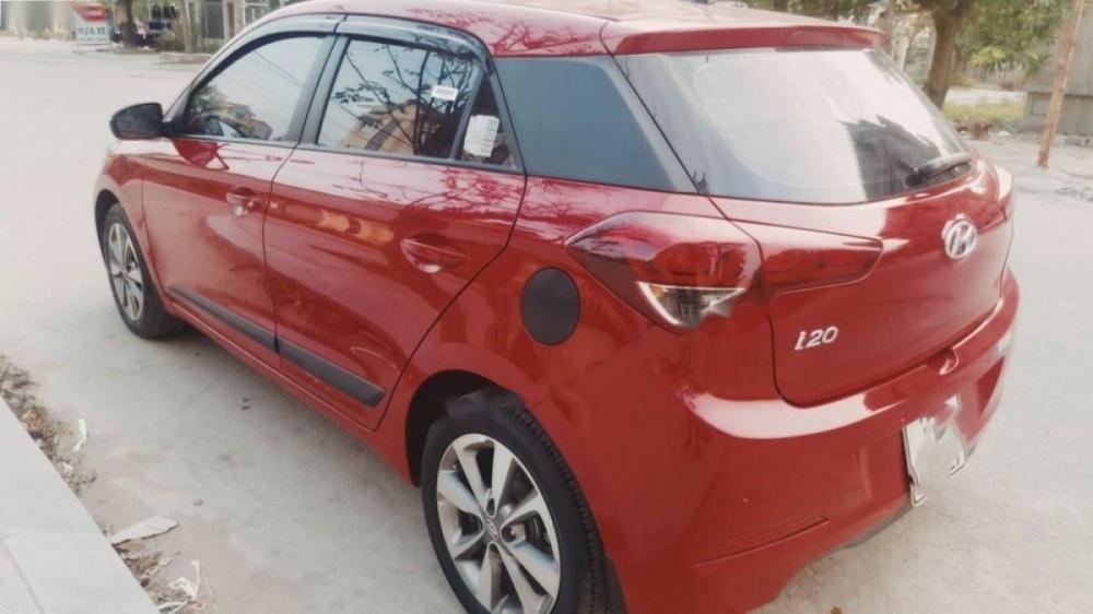 Hyundai i20 2015 - Cần bán gấp Hyundai i20 đời 2015, màu đỏ, nhập khẩu số tự động