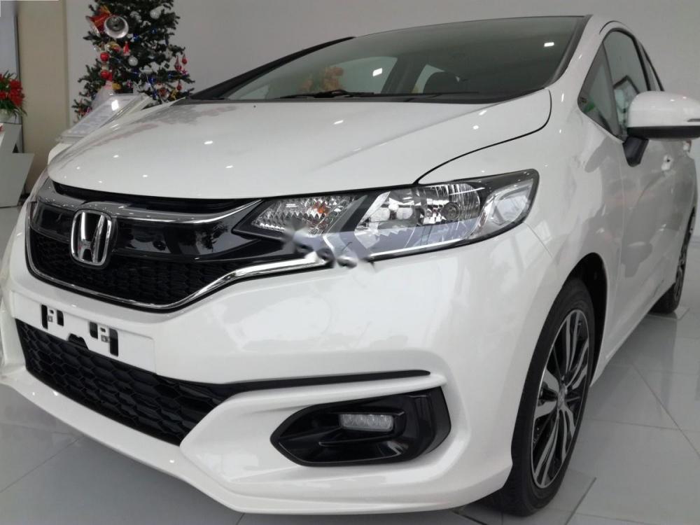 Honda Jazz VX 2017 - Bán ô tô Honda Jazz VX năm 2017, màu trắng, nhập khẩu