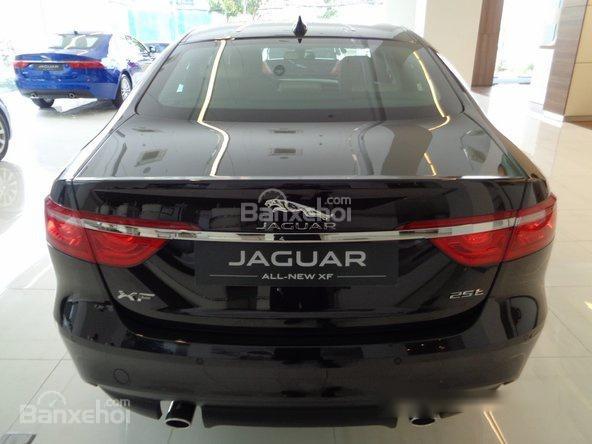 Jaguar XF 2017 - Bán xe Jaguar XF Pure 2017 màu đen, màu đen, xe giao ngay, khuyến mãi giá tốt nhất - 0918842662