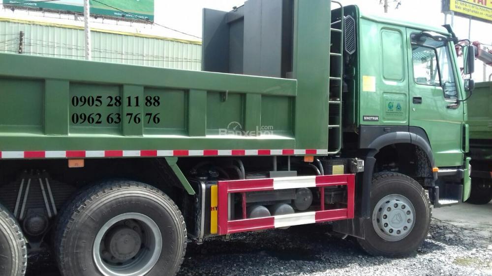 Xe tải 10000kg 2017 - Bán ô tô xe tải trên 10 tấn đời 2017, màu xanh lục