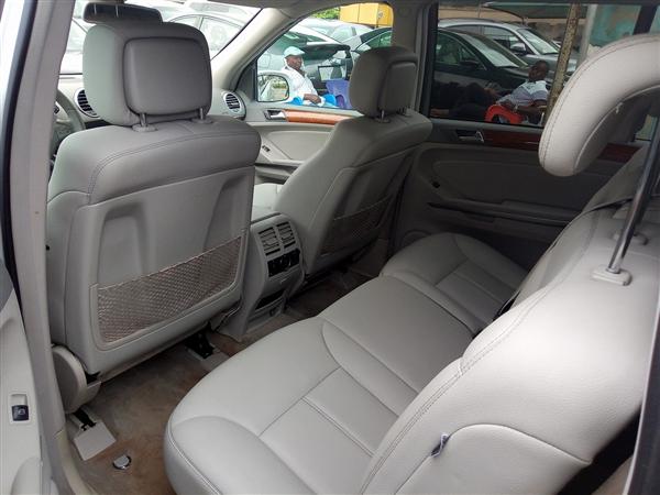 Mercedes-Benz GL GL450 2008 - Cần bán Mercedes GL450 đời 2008, màu bạc, xe nhập