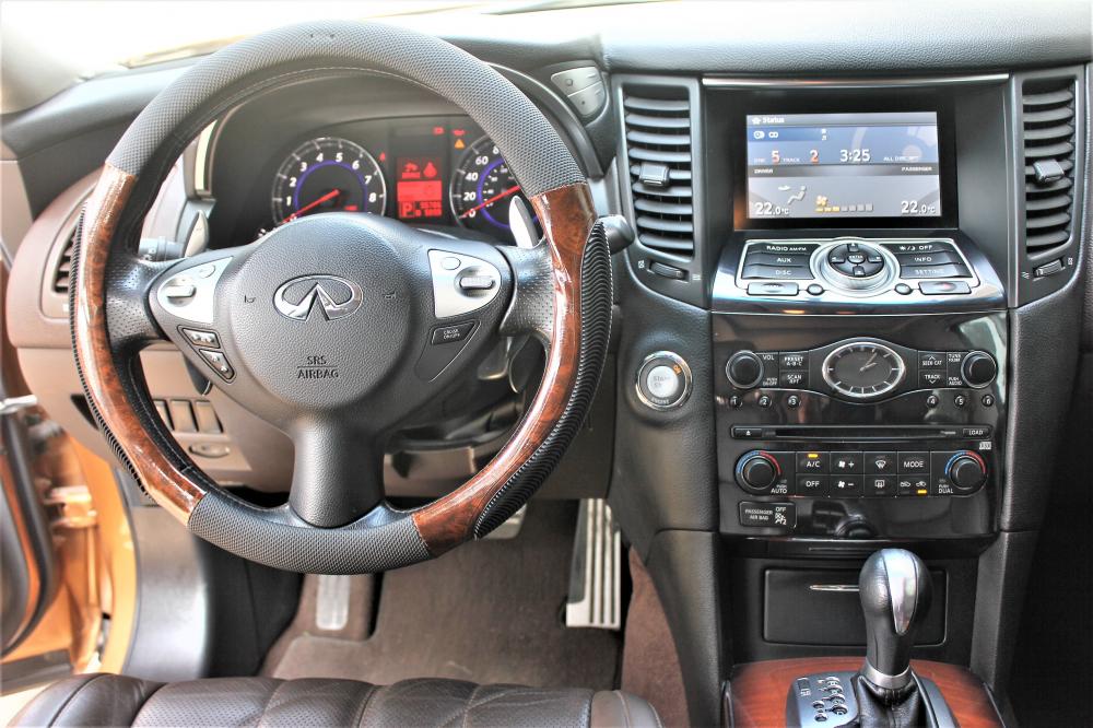 Infiniti QX70 2011 - Bán Infiniti QX70 đời 2011, nhập khẩu