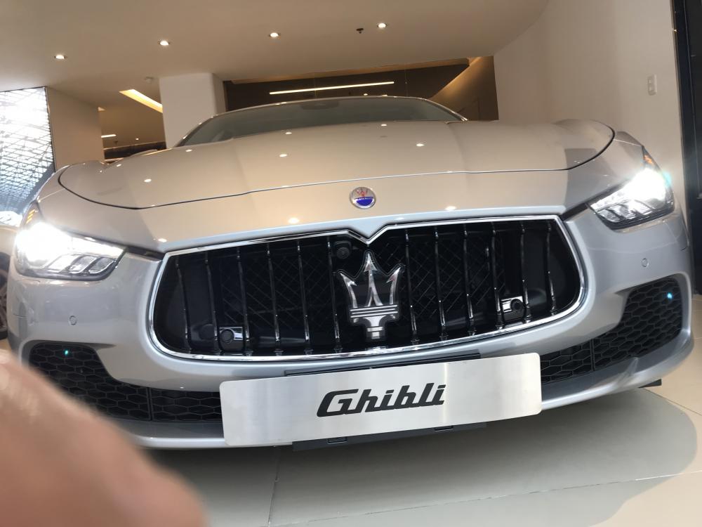 Maserati 2017 - Bán xe Maserati Ghibli đời mới chính hãng, giá tốt nhất, khuyến mãi sốc khi mua xe Maserati
