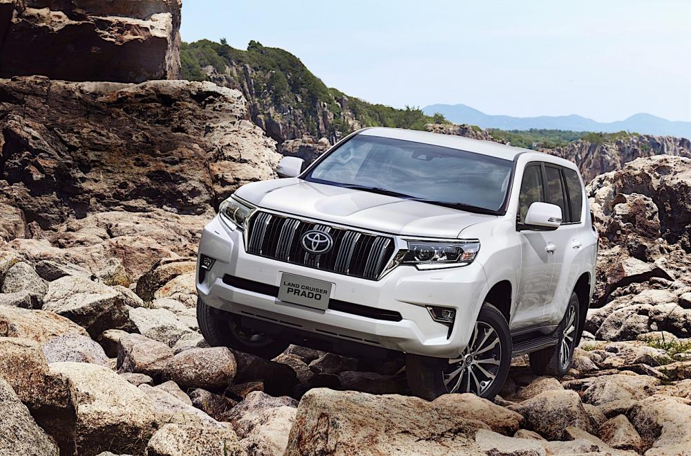 Toyota Land Cruiser Prado VX 2017 - Bán Toyota Land Cruiser Prado VX đời 2018, màu trắng, nhập khẩu nguyên chiếc giao ngay trong tháng