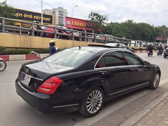 Mercedes-Benz S class  S300  2011 - Bán xe Mercedes S300 đời 2011, màu đen, nhập khẩu