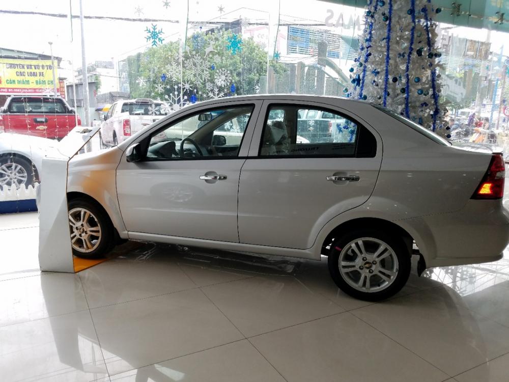 Chevrolet Aveo LT 2017 - Chevrolet Aveo TC xả hàng còn 5 xe Chevrolet Aveo, giá kịch sàn - hỗ trợ vay trả góp 77 triệu lấy xe ngay