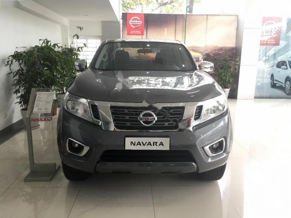 Nissan Navara 2017 - Bán xe Nissan Navara đời 2017, màu xám, nhập khẩu