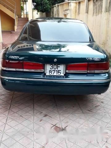 Ford Crown victoria 1995 - Cần bán lại xe Ford Crown Victoria đời 1995, giá 125tr