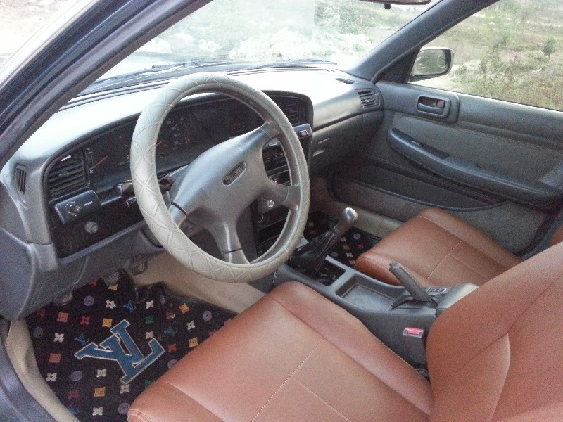 Toyota Cressida 1992 - Cần bán Toyota Cressida đời 1992, nhập khẩu, số sàn