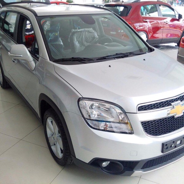 Chevrolet Orlando 2017 - Cần bán Chevrolet Orlando 2017, màu bạc, nhập khẩu