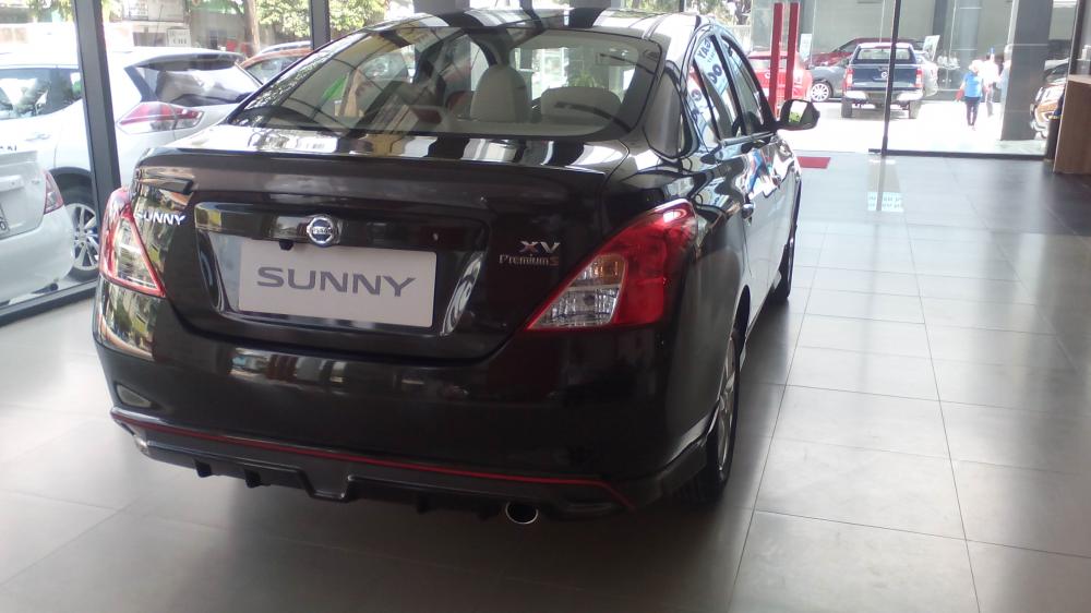 Nissan Sunny XV premium 2017 - Bán ô tô Nissan Sunny XV premium đời 2017, màu đen, 450tr