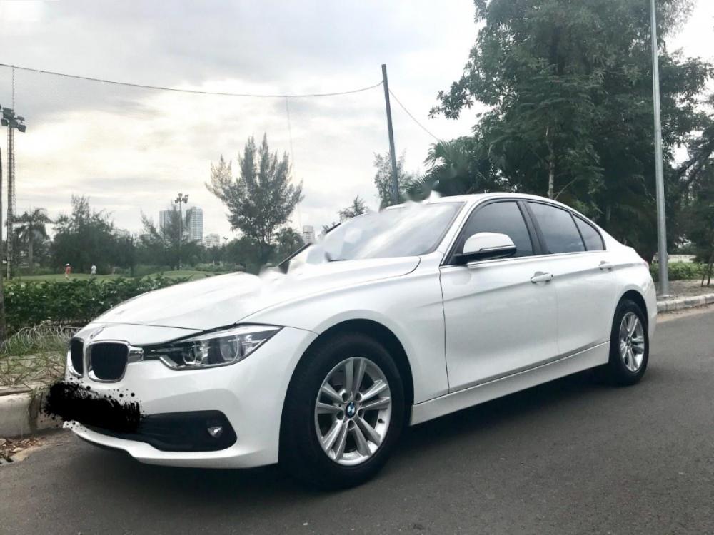 BMW 3 Series 320i GT 2016 - Bán BMW 3 Series 320i GT 2016, màu đen, xe nhập còn mới