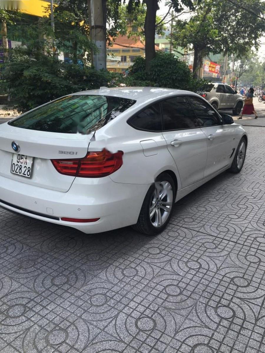 BMW 3 Series 320i GT 2014 - Bán xe BMW 3 Series 320i GT đời 2014, màu trắng, nhập khẩu nguyên chiếc