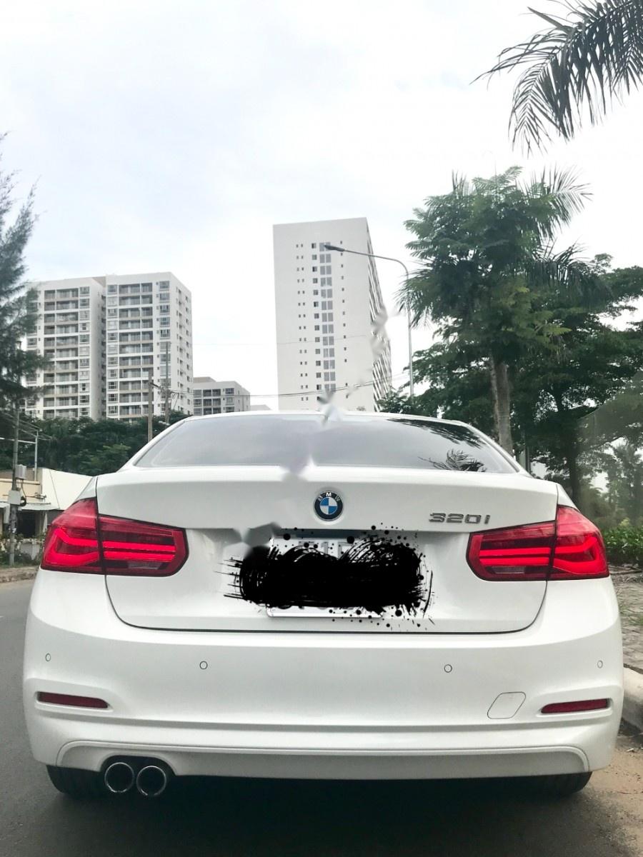 BMW 3 Series 320i GT 2016 - Cần bán lại xe BMW 3 Series 320i GT đời 2016, màu trắng, nhập khẩu nguyên chiếc