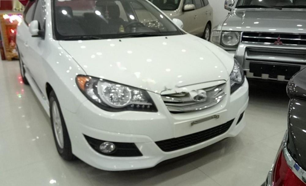 Hyundai Avante 1.6 MT 2013 - Cần bán Hyundai Avante 1.6 MT đời 2013, màu trắng chính chủ