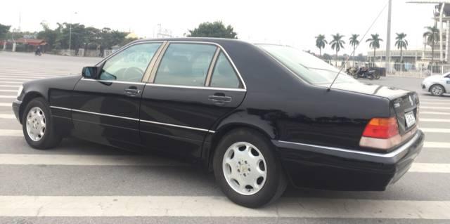 Mercedes-Benz S class S500  1995 - Cần bán Mercedes S500 đời 1995, màu đen, nhập khẩu