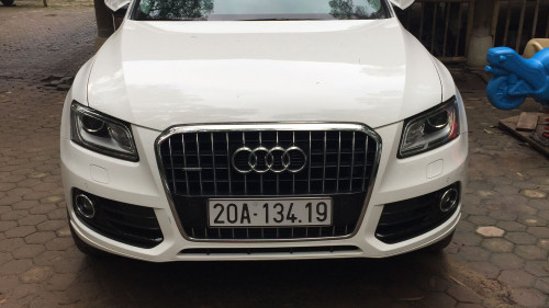 Audi Q5   AT  2013 - Cần bán Audi Q5 AT năm 2013, màu trắng, nhập khẩu nguyên chiếc