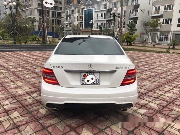 Mercedes-Benz C class  C300  2012 - Cần bán xe Mercedes C300 năm 2012, màu trắng chính chủ