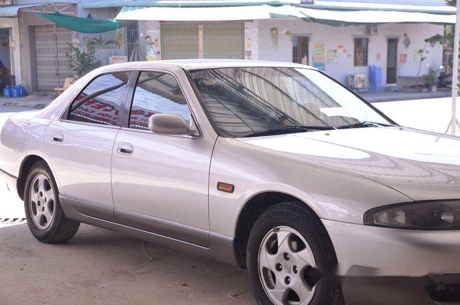 Nissan Skyline   1995 - Bán gấp Nissan Skyline đời 1995, màu bạc, nhập khẩu, 120 triệu