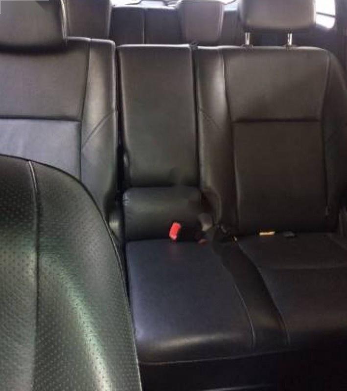 Toyota Wish 2011 - Cần bán lại xe Toyota Wish năm 2011, màu bạc, nhập khẩu số tự động, 646tr