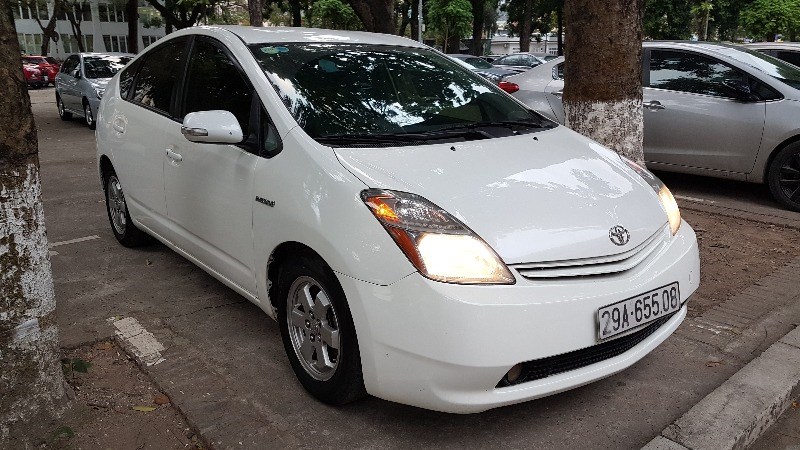 Toyota Prius Hybrid 2009 - Bán ô tô Toyota Prius Hybrid đời 2009, màu trắng, xe nhập, giá tốt