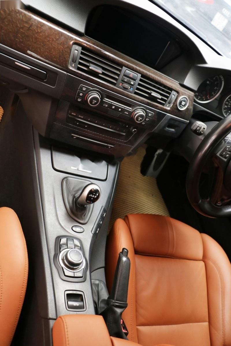 BMW M3   2009 - Bán xe BMW M3 đời 2009, màu trắng, nhập khẩu nguyên chiếc