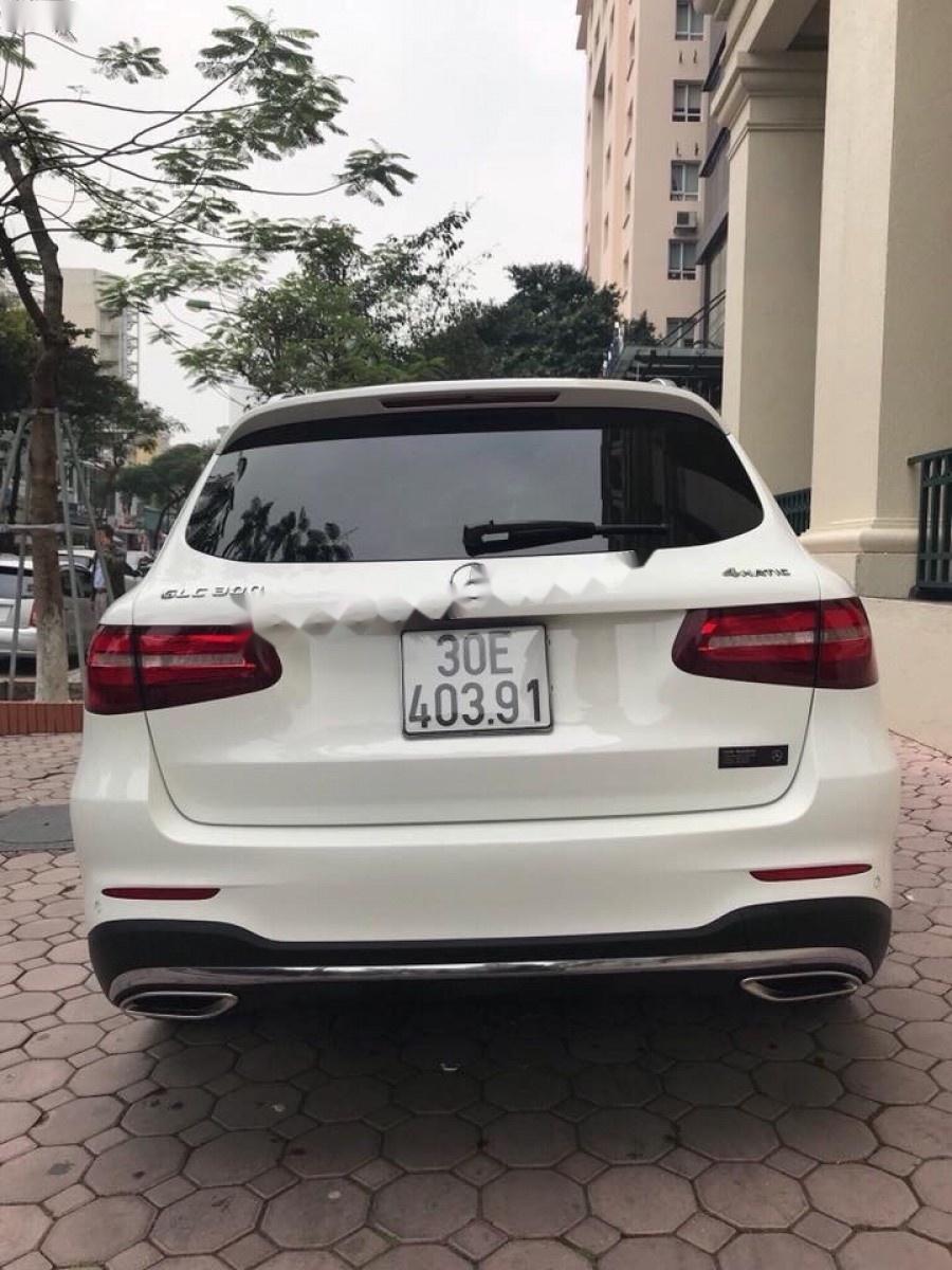 Mercedes-Benz GLC-Class 300l 2016 - Bán xe Mercedes 300l đời 2016, màu trắng, nhập khẩu nguyên chiếc