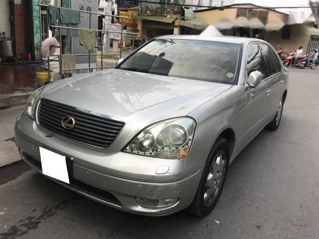 Lexus LS  430L  2001 - Bán Lexus LS 430L sản xuất 2001, màu bạc, nhập khẩu nguyên chiếc, giá chỉ 490 triệu