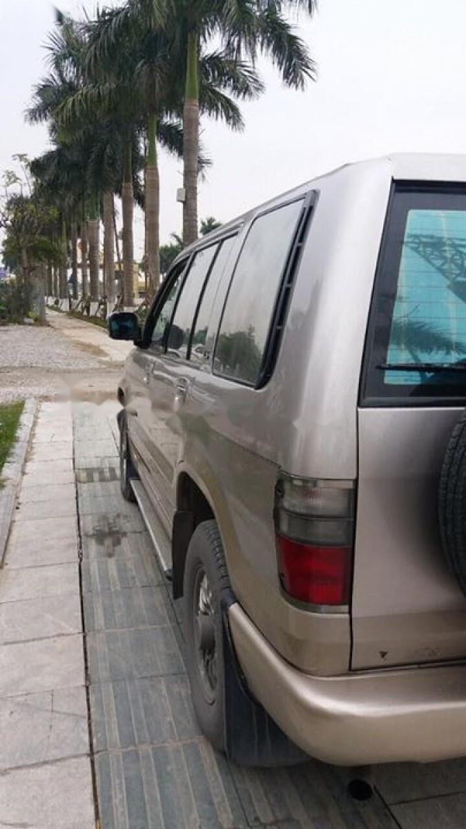 Isuzu Trooper LS 2002 - Bán xe Isuzu Trooper LS 2002, màu ghi vàng