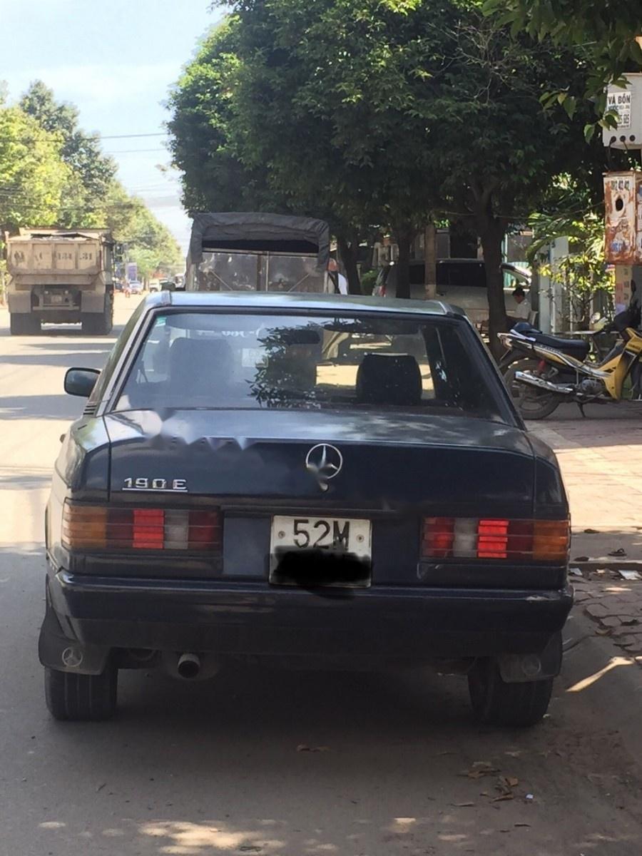 Mercedes-Benz 190 2.0  1990 - Cần bán Mercedes 2.0 đời 1990, màu xanh lam, nhập khẩu nguyên chiếc xe gia đình, 49tr