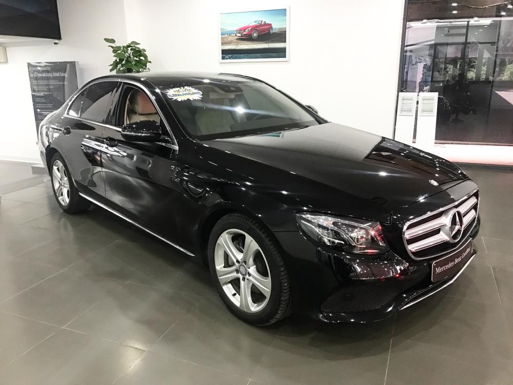 Mercedes-Benz E class E250 2017 - Bán Mercedes E250 2017 chạy lướt, màu đen cực rẻ