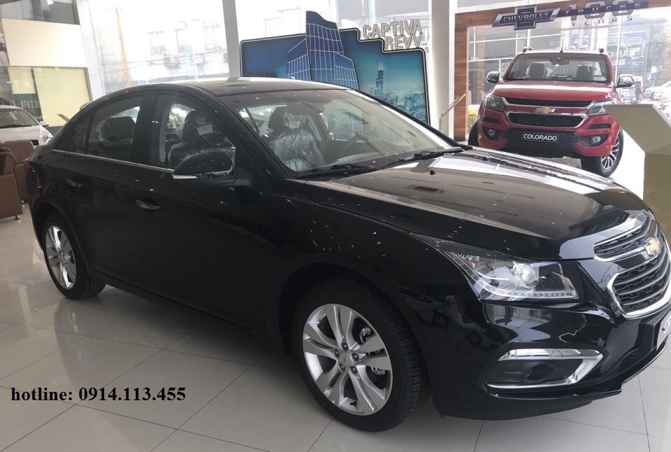 Chevrolet Cruze lt 2018 - Cần bán Chevrolet Cruze lt đời 2018, màu đen, 517tr