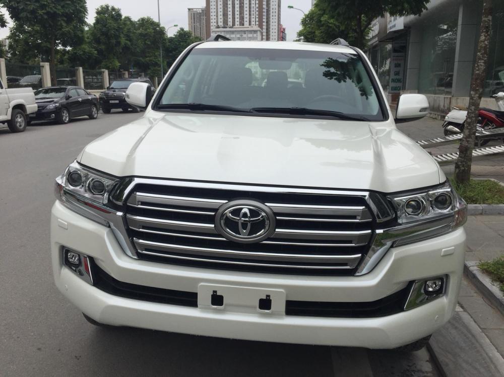 Toyota Land Cruiser VX 2018 - Bán Toyota Land Cruiser năm 2018 màu trắng, 3 tỷ 650 triệu, nhập khẩu nguyên chiếc