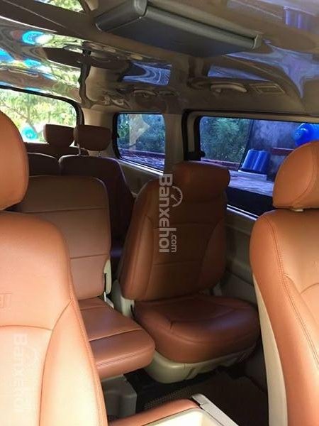 Hyundai Starex 2008 - Hyundai Grand Starex 2.5MT, 2008 bản 12 chỗ, màu đen, số sàn, máy dầu CRDi