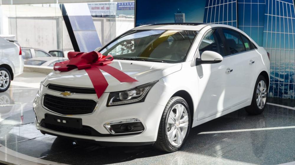 Chevrolet Cruze 1.8 AT  2018 - Bán Chevrolet Cruze 1.8 số tự động, đủ màu giao ngay. Hỗ trợ trả góp ngân hàng lãi suất thấp nhất, thủ tục nhanh gọn