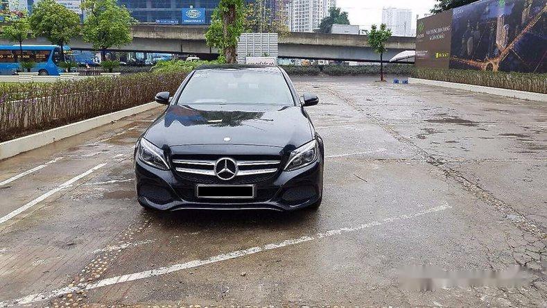 Mercedes-Benz C class C200 2015 - Bán lại xe Mercedes C200 đời 2015, màu đen