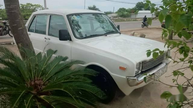 Mazda 1200 MT 1980 - Cần bán gấp Mazda 1200 MT đời 1980, màu trắng, giá tốt