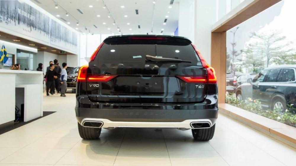 Volvo V90 Cross County T6 AWD 2018 - Bán Volvo V90 Cross County T6 AWD đời 2018, màu đen, nhập khẩu nguyên chiếc