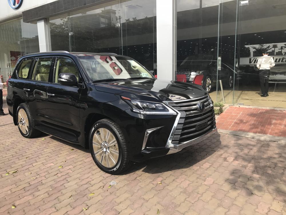 Lexus LX 570 2018 - Bán Lexus LX570 nhập khẩu 2018, mới 100%, xe full kịch đồ, xe giao ngay