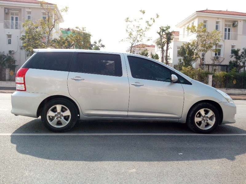 Toyota Wish 2009 - Cần bán gấp Toyota Wish đời 2009, màu bạc, nhập khẩu chính hãng