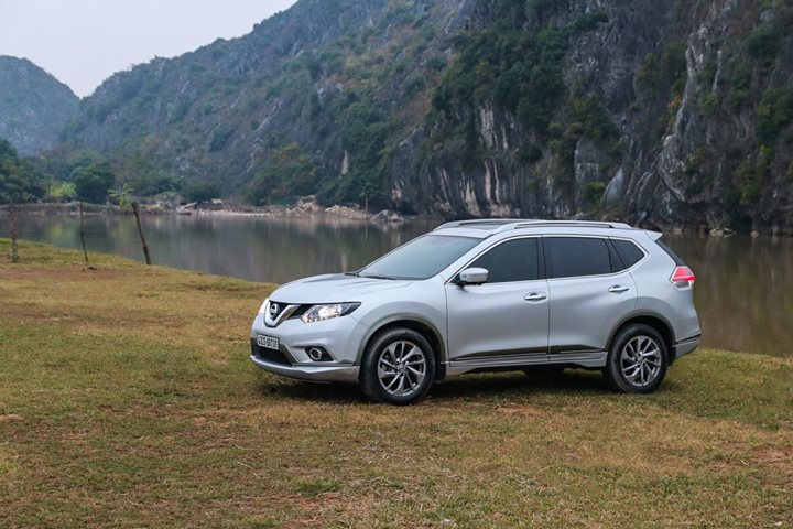 Nissan X trail 2018 - Nissan Quảng Bình bán Nissan Xtrail 7 chỗ, giá sốc duy nhất tại Quảng Bình, đủ màu, giao ngay. LH 0912.60.3773