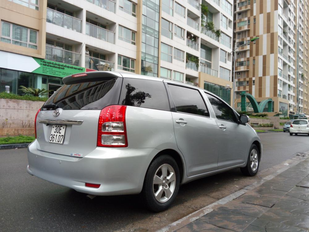 Toyota Wish 2009 - Gia đình gả em Toyota Wish ông vua phân khúc MPV, Sx 2009, màu trắng, em mua nhập khẩu từ mới