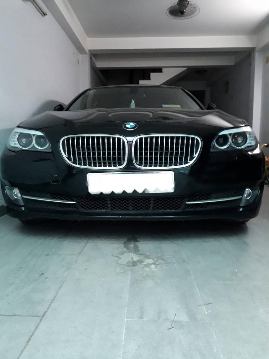 BMW 5 Series 523i 2010 - Cần bán lại xe BMW 5 Series 523i đời 2010, màu đen, nhập khẩu ít sử dụng