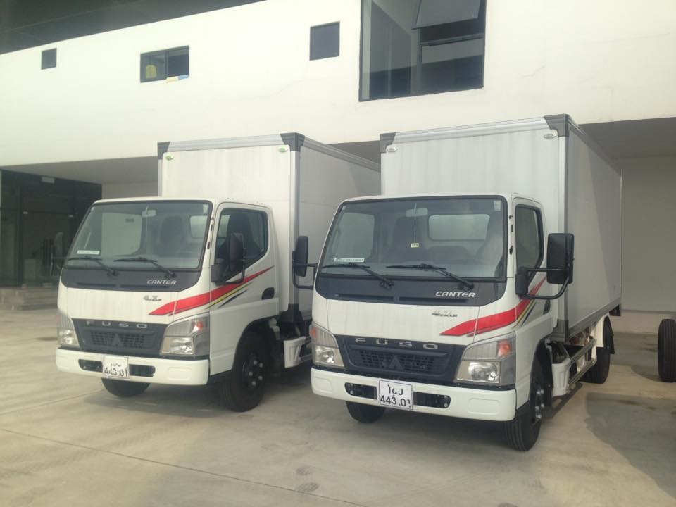 Fuso 2017 - Bán xe tải Fuso Canter 4.7 thùng kín, tải trọng 2.1 tấn mới. LH: 098 136 8693