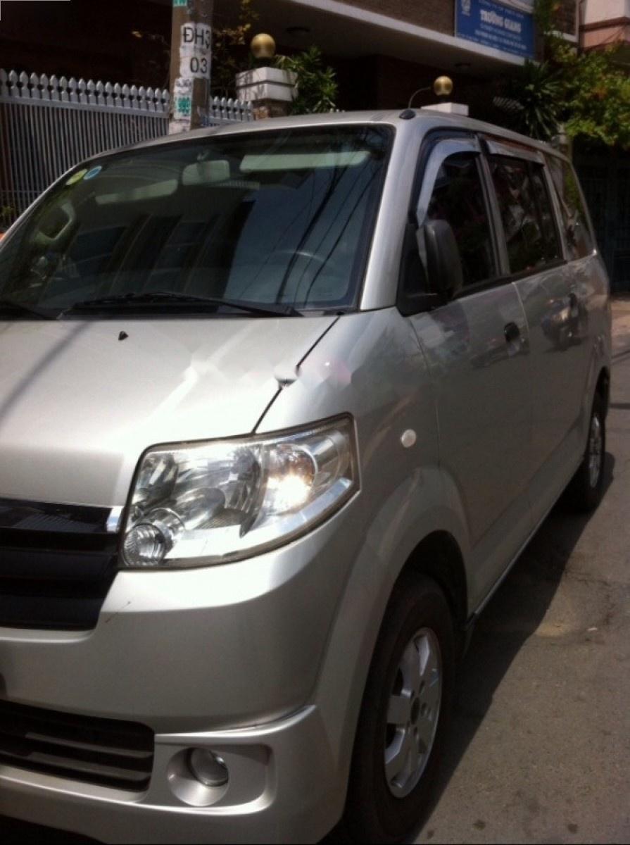 Suzuki APV 2013 - Bán Suzuki APV đời 2013, màu bạc xe gia đình, 320 triệu