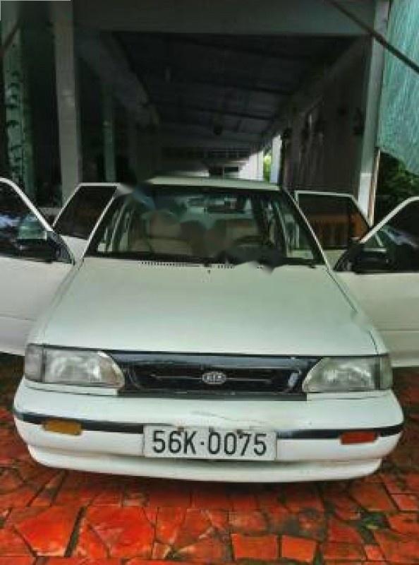 Kia Pride Beta 1997 - Bán Kia Pride Beta đời 1997, màu trắng, xe nhập, giá 34tr